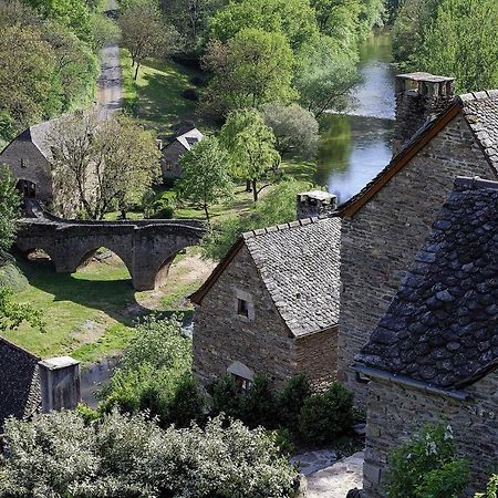 Gite De La Cascade Salles-la-Source Экстерьер фото